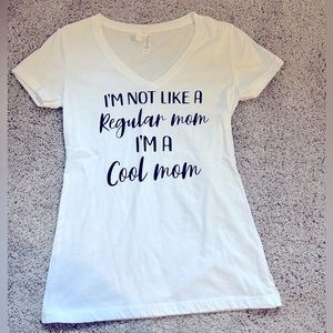 Mean Girls “I’m not like a regular mom, I’m a cool mom” Tee | EUC